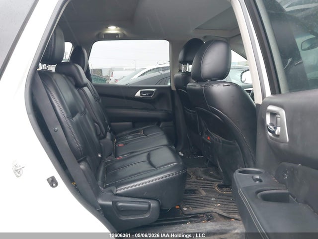 Продажа на аукционе авто 2015 Nissan Pathfinder Platinum/s/sl/sv, vin: 5N1AR2MM6FC662056, номер лота: 12606361