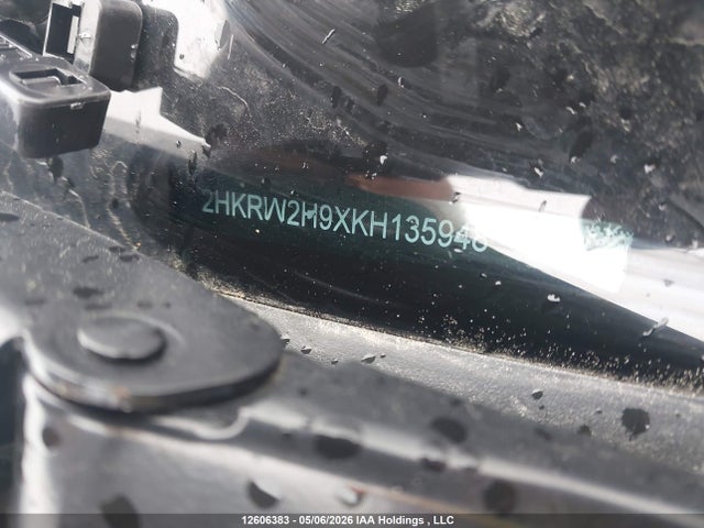 Продаж на аукціоні авто 2019 Honda Cr-v Touring, vin: 2HKRW2H9XKH135948, номер лоту: 12606383