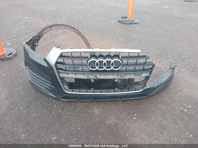 WA1ECCFS1JR015573 Audi Q3 4p Ti