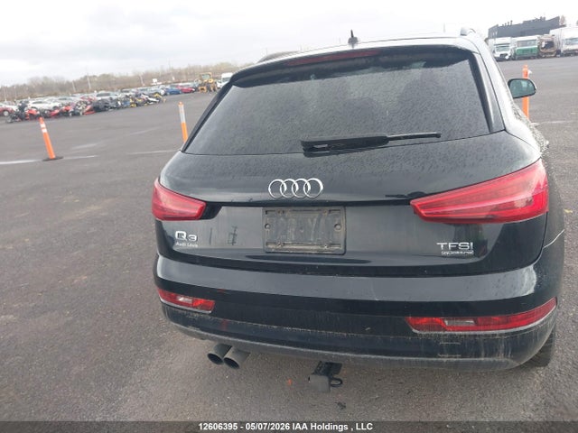 WA1ECCFS1JR015573 Audi Q3 4p Ti