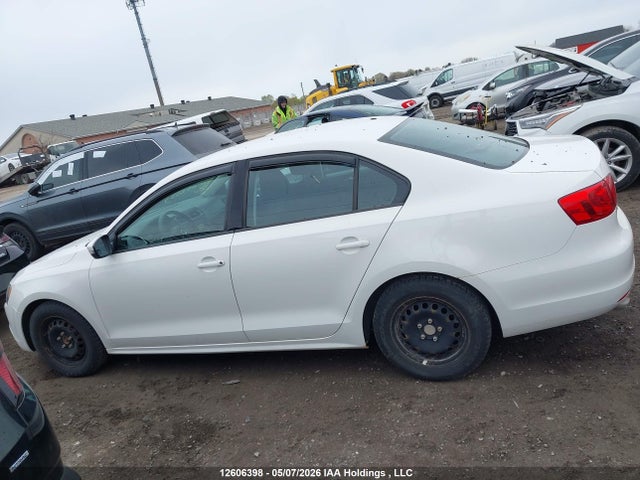 3VW2K7AJ3EM352039 Volkswagen Jetta 2.0l Trendline+