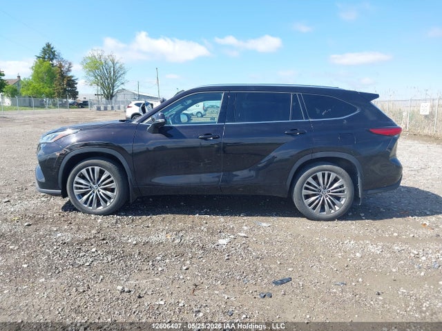 Toyota Highlander Platinum 2021 5TDFZRBH1MS107018 Image 13