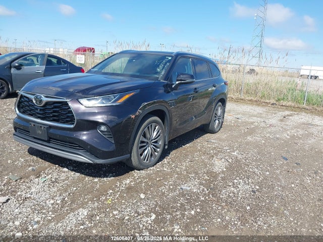 Toyota Highlander Platinum 2021 5TDFZRBH1MS107018 Image 2