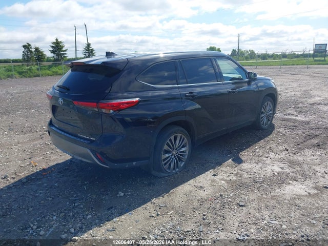 Toyota Highlander Platinum 2021 5TDFZRBH1MS107018 Image 4