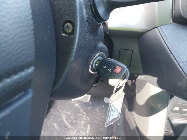 Toyota RAV4 LE 2018 2T3ZFREV2JW454052 Image 11