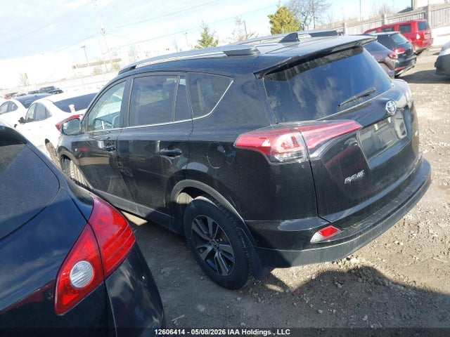 Toyota RAV4 LE 2018 2T3ZFREV2JW454052 Image 3