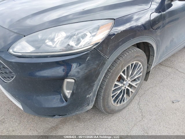 1FMCU0KZ5MUA87109 Ford Escape