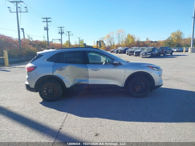 12606434 :رقم المزاد ، 1FMCU9DZ6LUA88544 vin ، 2020 Ford Escape Titanium مزاد بيع
