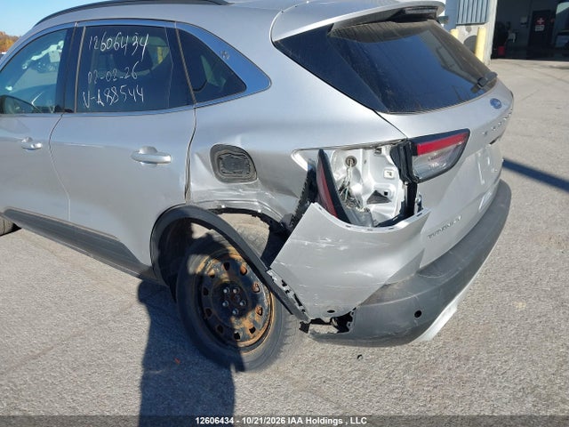 12606434 :رقم المزاد ، 1FMCU9DZ6LUA88544 vin ، 2020 Ford Escape Titanium مزاد بيع