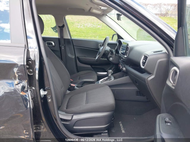 KMHRB8A3XPU258436 Hyundai Venue Essential