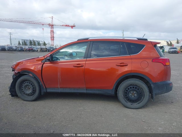 2015 Toyota Rav4 Limited მანქანა იყიდება აუქციონზე, vin: 2T3DFREV4FW288103, აუქციონის ნომერი: 12597773