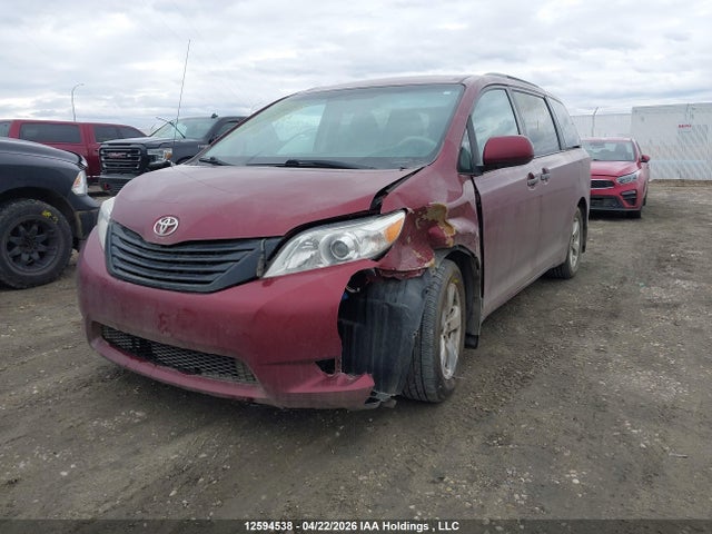 2013 Toyota Sienna V6 7 Passenger მანქანა იყიდება აუქციონზე, vin: 5TDZK3DC9DS373547, აუქციონის ნომერი: 12594538