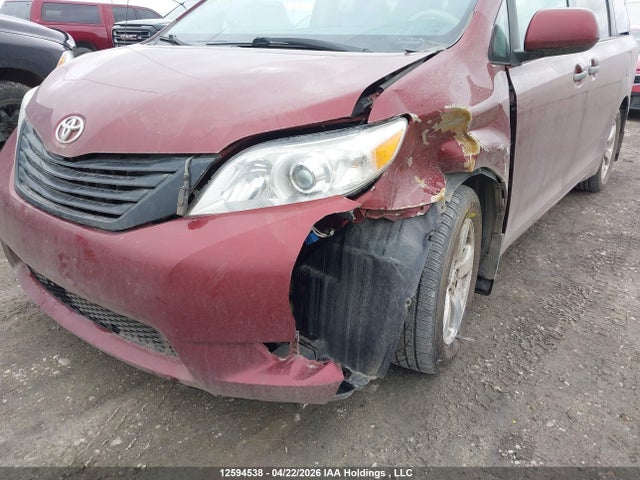2013 Toyota Sienna V6 7 Passenger მანქანა იყიდება აუქციონზე, vin: 5TDZK3DC9DS373547, აუქციონის ნომერი: 12594538