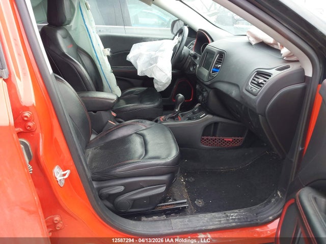 12587294 :رقم المزاد ، 3C4NJDDB4JT209784 vin ، 2018 Jeep Compass Trailhawk مزاد بيع
