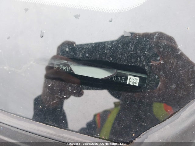 12606451 :رقم المزاد ، 7MUCAAAG9PV057015 vin ، 2023 Toyota Corolla Cross Le مزاد بيع
