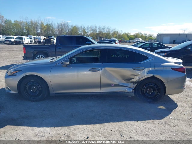 Lexus Es 300h Signature 2020 58AB21B10LU005814 Image 15