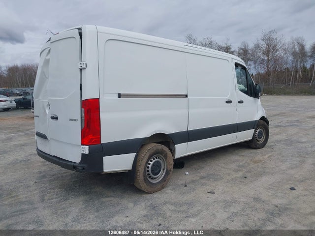 W1Y4KBHY9RP685469 Mercedes-Benz Sprinter 2500 High Roof 4-cyl Diesel/standard Roof 4-cyl Diesel