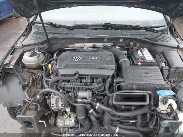 3VW4T7AUXFM103772 Volkswagen Golf Gti 5-door Autobahn
