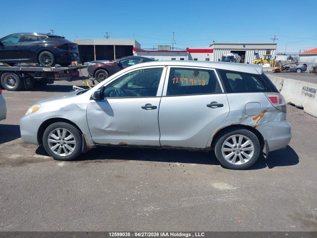 2005 Toyota Matrix Xr მანქანა იყიდება აუქციონზე, vin: 2T1KR32E35C908335, აუქციონის ნომერი: 12599038