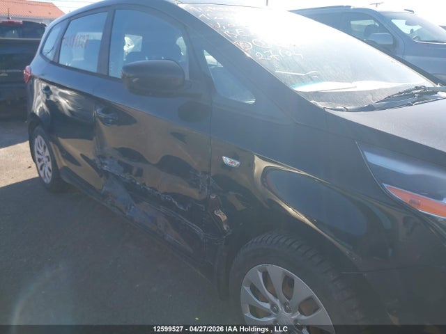 2014 Kia Rondo Lx მანქანა იყიდება აუქციონზე, vin: KNAHT8A32E7025883, აუქციონის ნომერი: 12599527