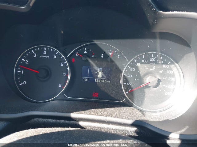 2014 Kia Rondo Lx მანქანა იყიდება აუქციონზე, vin: KNAHT8A32E7025883, აუქციონის ნომერი: 12599527