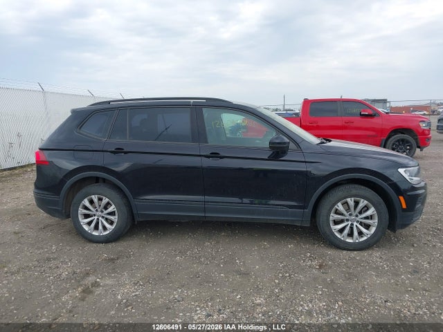 Продажа на аукционе авто 2020 Volkswagen Tiguan S, vin: 3VV0B7AX4LM126427, номер лота: 12606491