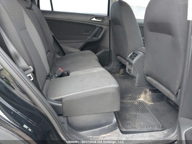 Продажа на аукционе авто 2020 Volkswagen Tiguan S, vin: 3VV0B7AX4LM126427, номер лота: 12606491