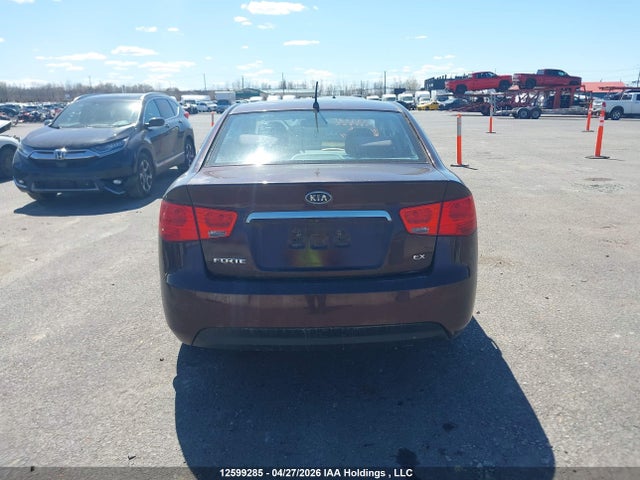 2011 Kia Forte 2.0l Ex მანქანა იყიდება აუქციონზე, vin: KNAFU4A27B5389762, აუქციონის ნომერი: 12599285