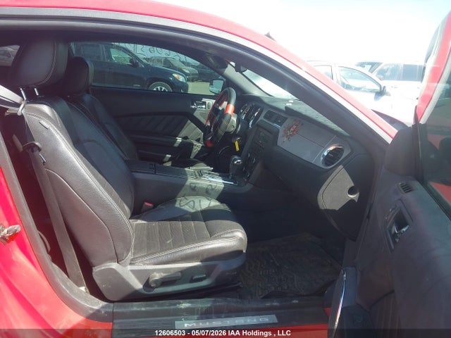 2012 Ford Mustang V6 Premium მანქანა იყიდება აუქციონზე, vin: 1ZVBP8AM9C5211769, აუქციონის ნომერი: 12606503