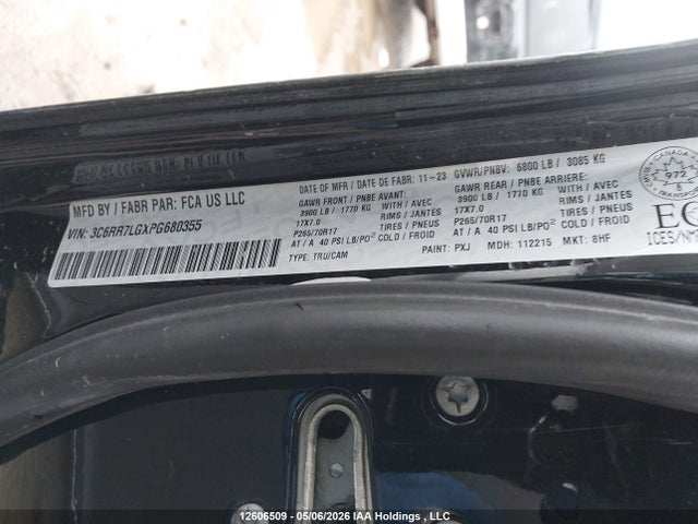3C6RR7LGXPG680355 RAM 1500 Classic Slt
