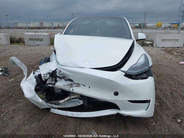 12430063 :رقم المزاد ، 7SAYGDEE6RF213840 vin ، 2024 Tesla Model Y Long Range مزاد بيع
