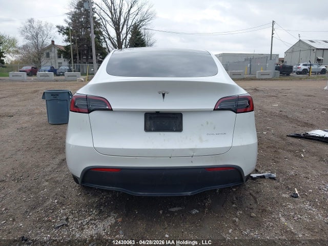 12430063 :رقم المزاد ، 7SAYGDEE6RF213840 vin ، 2024 Tesla Model Y Long Range مزاد بيع