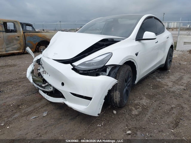 12430063 :رقم المزاد ، 7SAYGDEE6RF213840 vin ، 2024 Tesla Model Y Long Range مزاد بيع