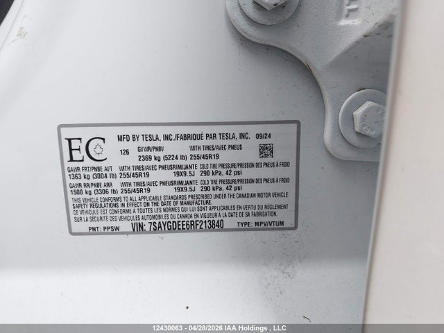 12430063 :رقم المزاد ، 7SAYGDEE6RF213840 vin ، 2024 Tesla Model Y Long Range مزاد بيع