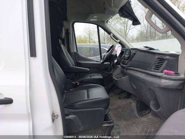Продажа на аукционе авто 2022 Ford Transit T-250, vin: 1FTBR2X80NKA33436, номер лота: 12606513