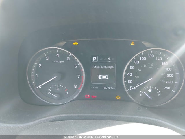 Продаж на аукціоні авто 2018 Hyundai Elantra Gl, vin: KMHD84LF4JU573443, номер лоту: 12606517