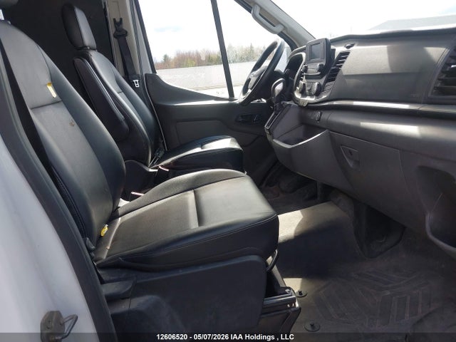 12606520 :رقم المزاد ، 1FTBR2X85NKA31083 vin ، 2022 Ford Transit T-250 مزاد بيع