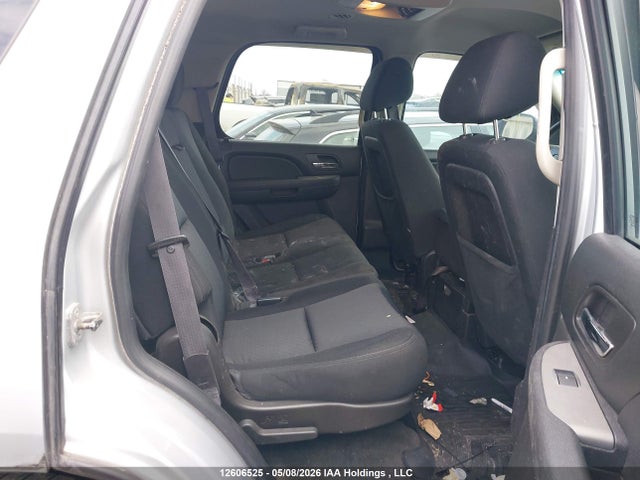1GNSKAE02ER118465 Chevrolet Tahoe Ls