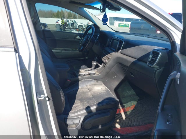 KNDPNCAC6J7397698 KIA Sportage