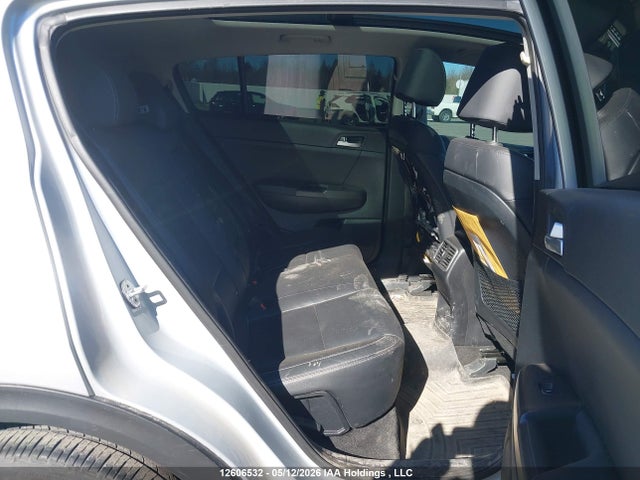 KNDPNCAC6J7397698 KIA Sportage