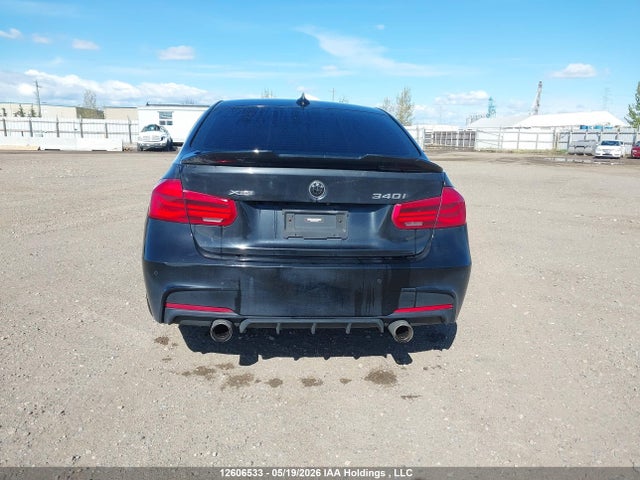 2017 Bmw 340 340i Xdrive მანქანა იყიდება აუქციონზე, vin: WBA8B7C35HK858461, აუქციონის ნომერი: 12606533