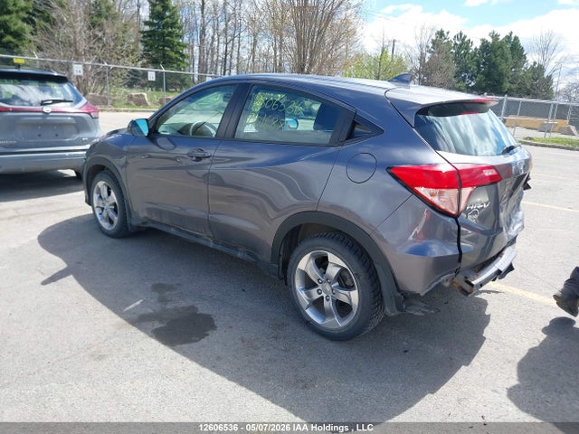 3CZRU5H38JM101688 Honda HR-V LX