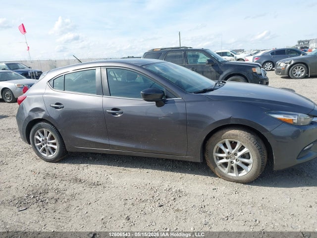 3MZBN1L76JM248841 Mazda Mazda3 50th Anniversary Edition/gs