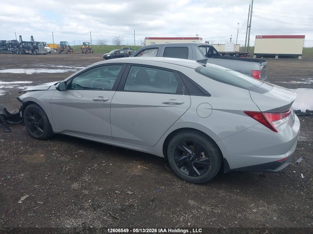 KMHLM4AG6MU155781 Hyundai Elantra Preferred Ivt