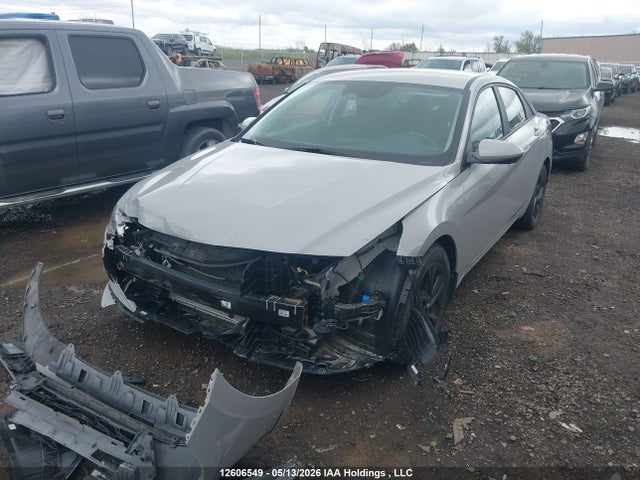 KMHLM4AG6MU155781 Hyundai Elantra Preferred Ivt