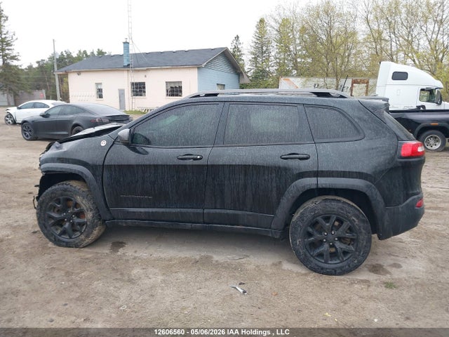 Продаж на аукціоні авто 2016 Jeep Cherokee Trailhawk, vin: 1C4PJMBS1GW365019, номер лоту: 12606560