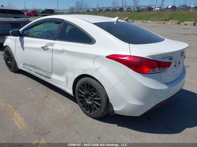 Продаж на аукціоні авто 2013 Hyundai Elantra Se, vin: KMHDH6AE3DU002052, номер лоту: 12595147