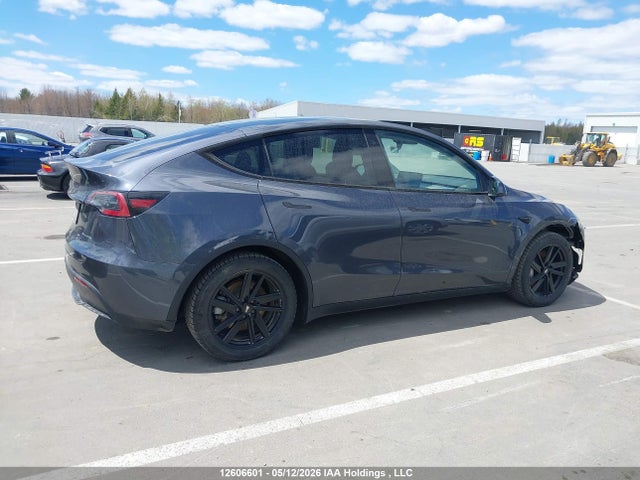 7SAYGDEEXNF401416 Tesla Model Y Long Range