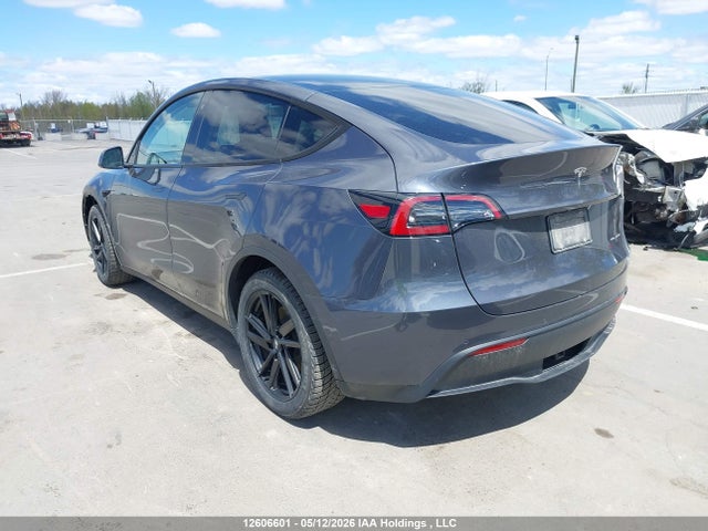 7SAYGDEEXNF401416 Tesla Model Y Long Range