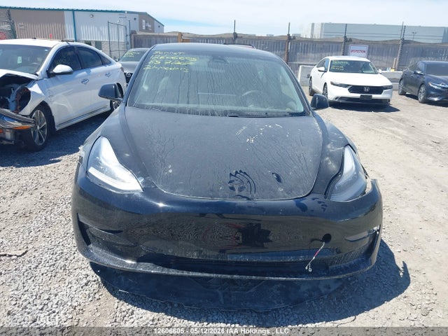 12606605 :رقم المزاد ، 5YJ3E1EA2MF857207 vin ، 2021 Tesla Model 3 مزاد بيع